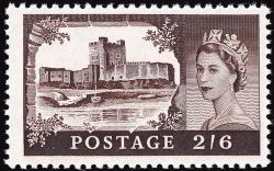 SG595k (T6) 2/6d Carrickfergus Castle Chalky - SG Listed Flaw (T6b) at R.10/2, Re-Entry to Battlements