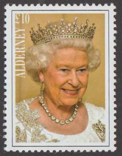 2015 £10 Queen Elizabeth II, Britain's Longest Reigning Monarch