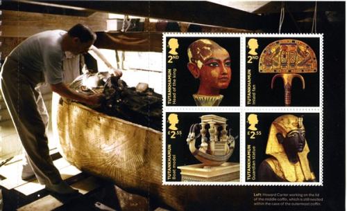 SG 4749b  2022 Howard Carter working on the Coffin Pane